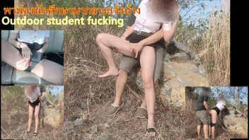 在線泄露片段 學生在戶外做愛 泰國 XXX 露營者不能錯過。在農場中做愛時，您可以將陰莖完全插入陰道。
