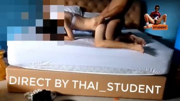 色情片段泄露，年轻学生被狠狠地操了一回 来自泰国Isaan的饥渴的前辈 Xvideos

